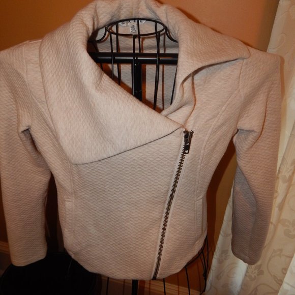 Ladies Cabi Zippered-Front Jacket - Size XS - Long Sleeve - Beige - Picture 3 of 7